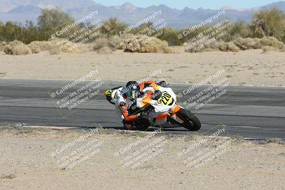 media/Dec-06-2025-CVMA (Sat) [[4a896cc04c]]/Race 5-Amateur Formula Middleweight/